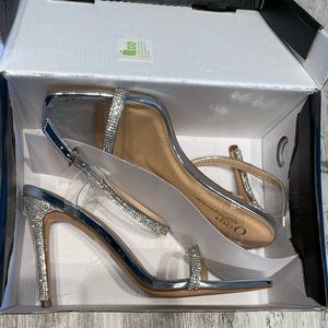 Brand new silver bling heels